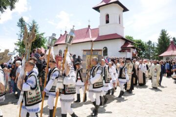La ceremonia de înmormântare au participat peste 100 de preoți de pretutindeni