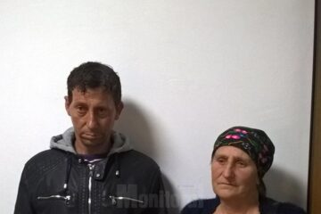 Gheorghe Antoneag, bărbatul rămas cu infirmitate, alături de mama sa