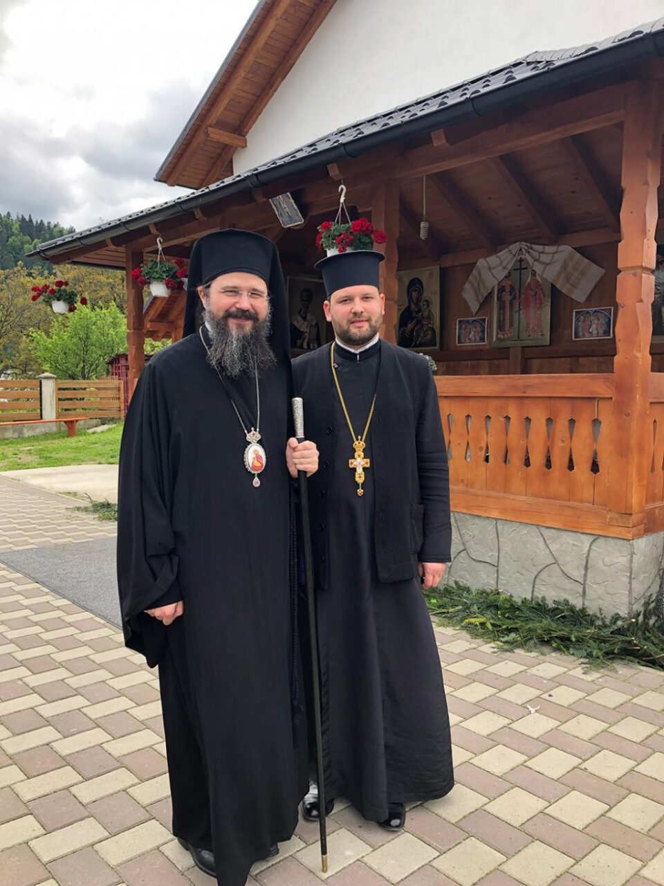 Simpozionul național întitulat ”Satul românesc - tindă a Raiului” și hramul Bisericii „Sfinții Împărați Constantin și Elena”