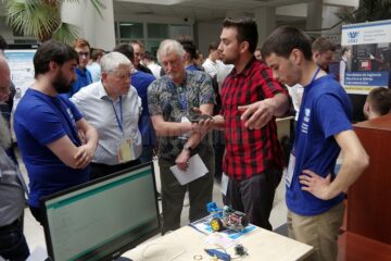 Tehnologii avansate pentru sprijinul persoanelor cu dizabilități, propuse de studenții de la „Hard & Soft”