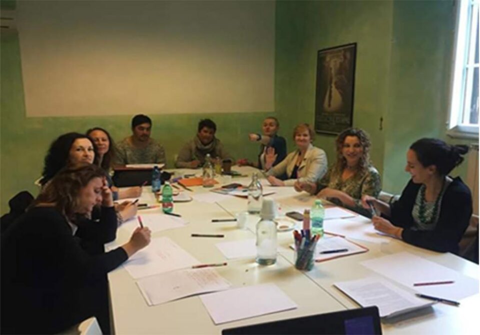 Profesori suceveni, prezenți la cursul „Gestionarea conflictelor, inteligența emoțională și prevenirea bullying-ului”, în Italia