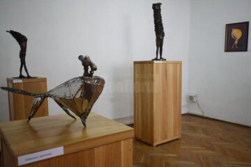 Expoziție de sculptură – Sorin Purcaru, la Muzeul de Artă „Ion Irimescu” din Fălticeni