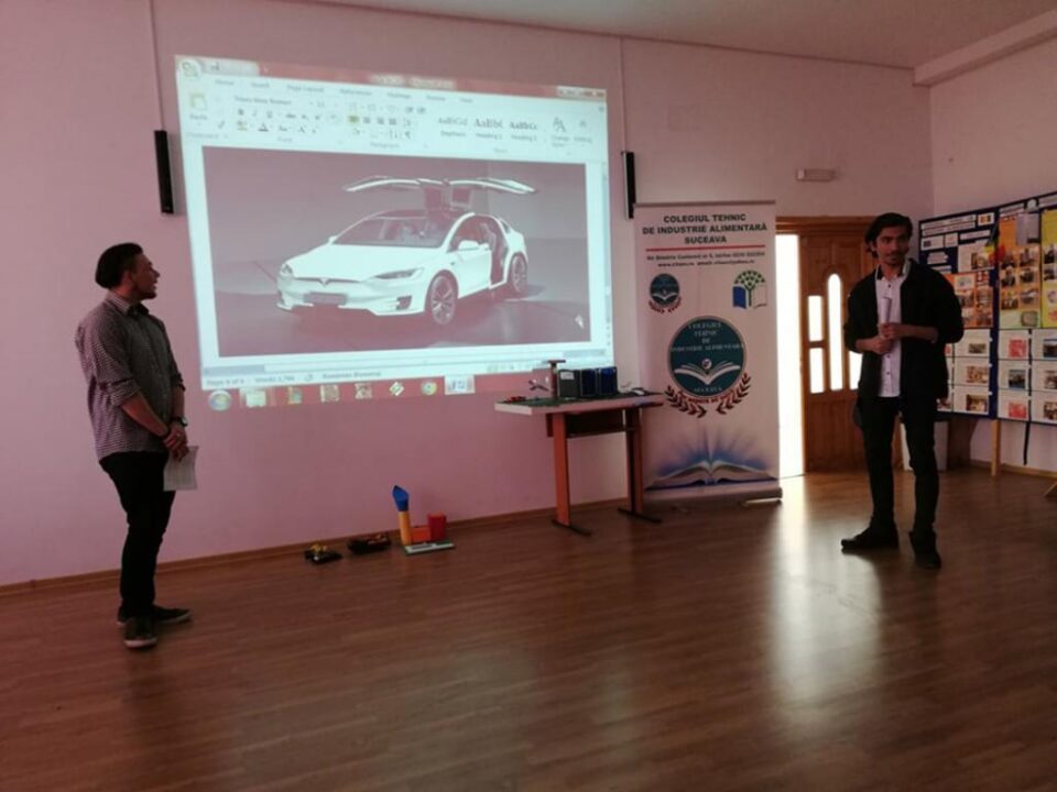 A III-a ediție a Concursului Interjudețean „EDU-TEH - Creativitate și inovare”
