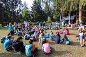 Elevii vor merge în tabără la Arad