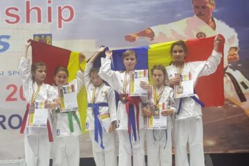 O medalie de aur și patru de bronz pentru copiii suceveni, la Campionatul Mondial de Karate Shotokan