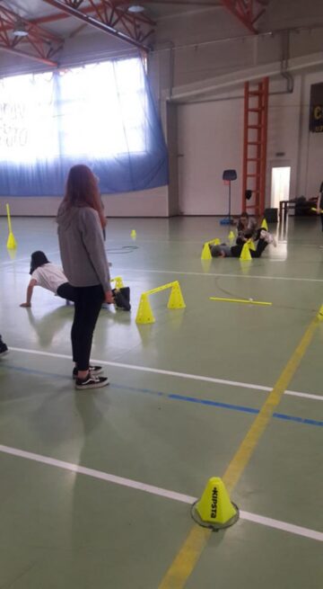 Concursuri, muzică, activități sportive și distracție pentru toți copiii și tinerii din Centrul de Servicii Multifuncționale Gura Humorului