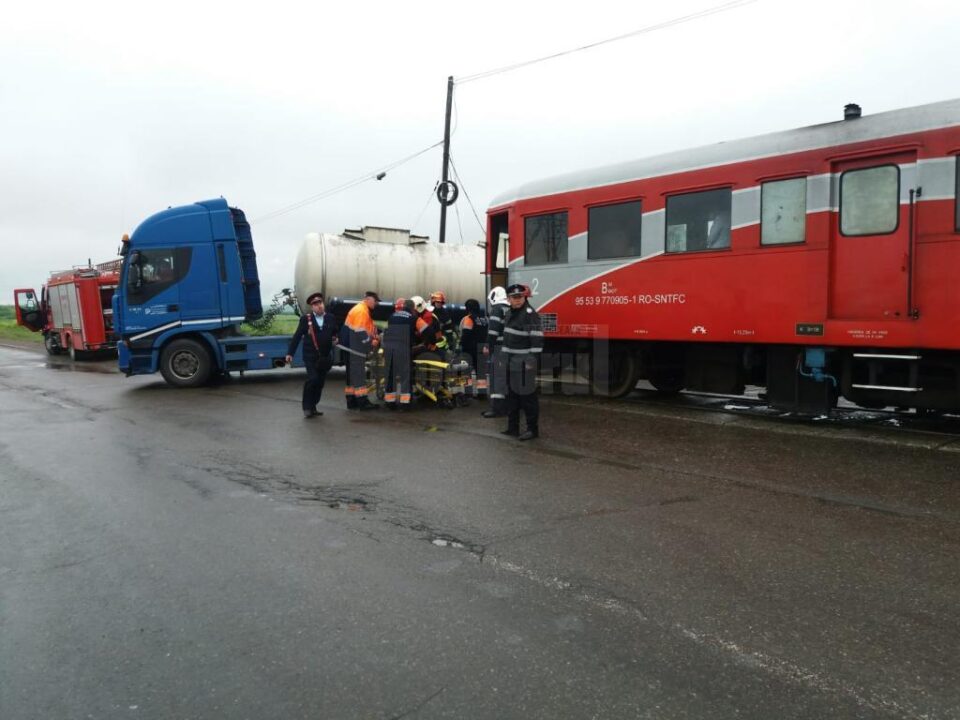 Patru persoane din automotor au fost rănite în accidentul de la Dornești
