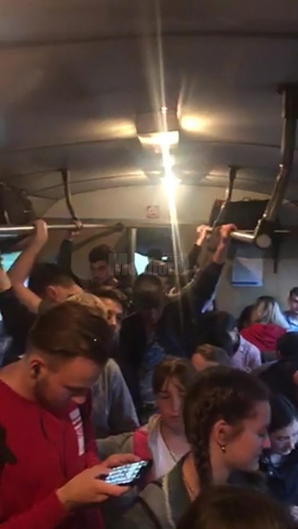Aglomerația din trenul Regio 5627
