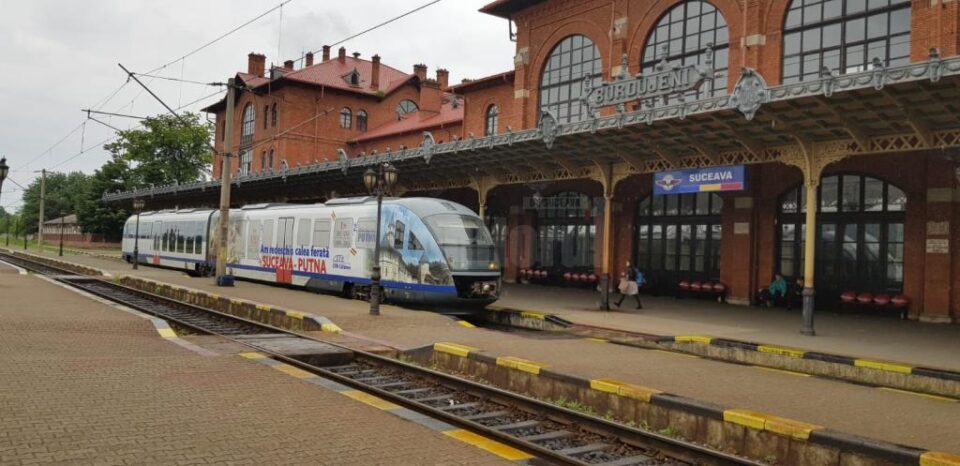 Automotorul Desiro a revenit pe traseu de luni, însă fluxul mare de călători este la final de săptămână