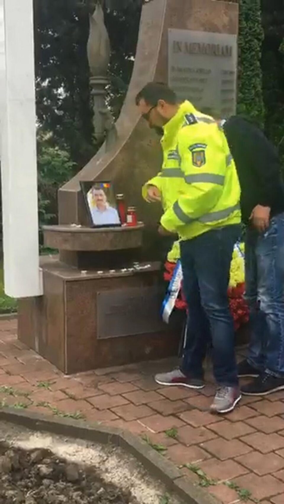 Momente triste în fața IPJ Suceava