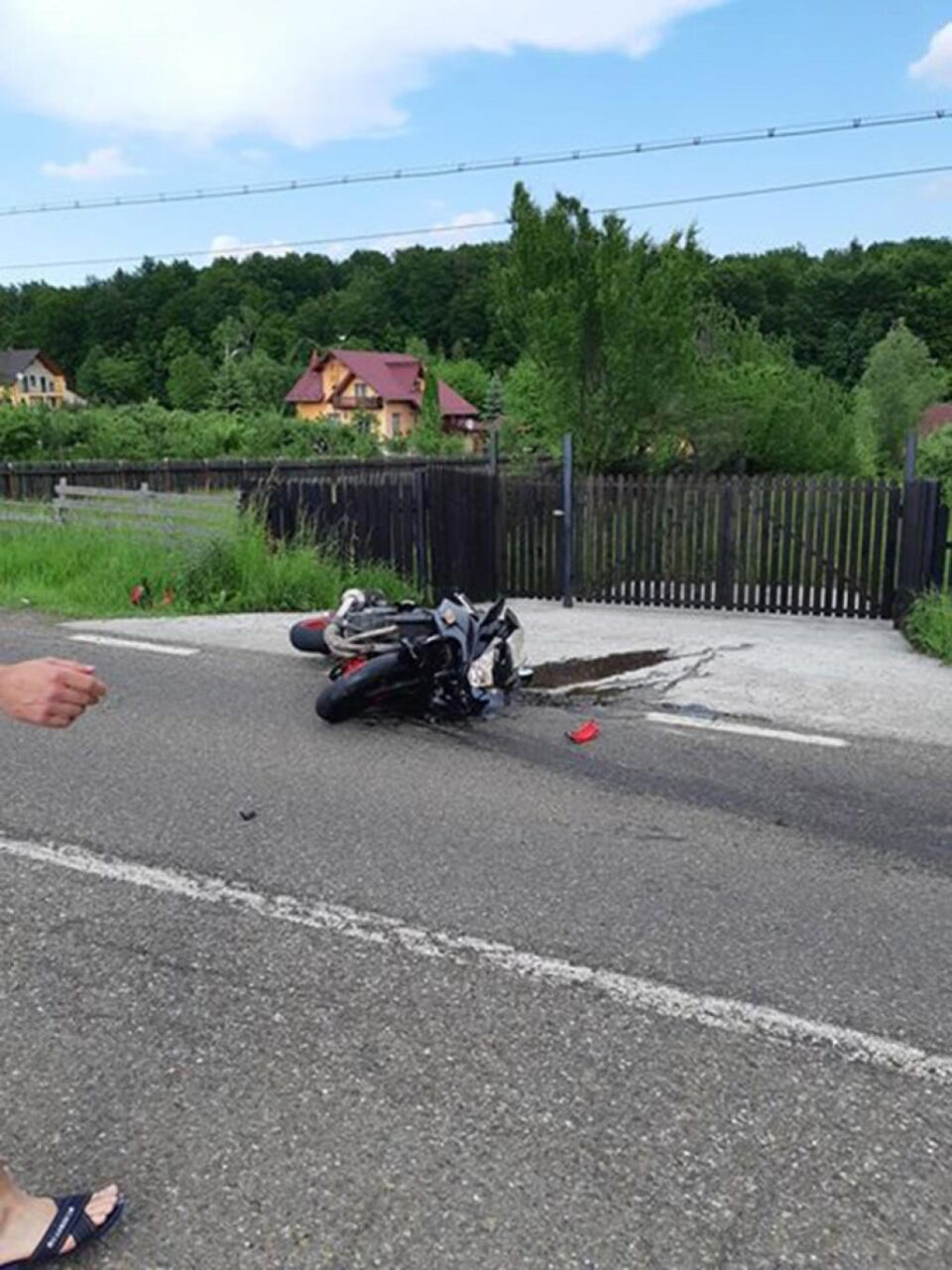 Una dintre motocicletele implicate în accident