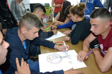 Elevii de la Centrul Școlar de Educație Incluzivă „Sf. Andrei” din Gura Humorului se implică în lupta contra fumatului