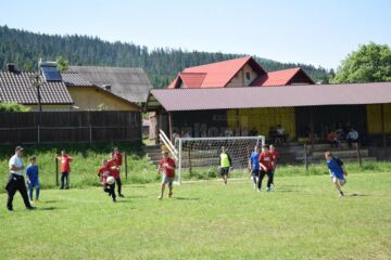 Peste 1.300 de elevi și profesori au participat la ediția din acest an a Festivalului „Zilele Sportului Școlar” de la Putna