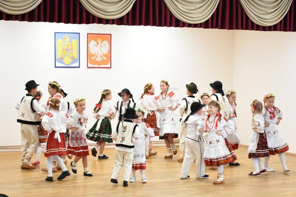 Ziua Copilului, sărbătorită și în comunitatea poloneză din Bucovina