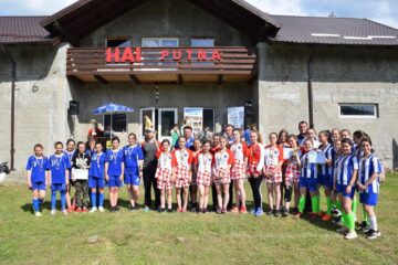 Peste 1.300 de elevi și profesori au participat la ediția din acest an a Festivalului „Zilele Sportului Școlar” de la Putna