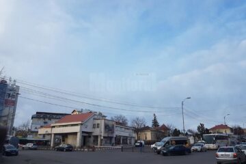 Cablurile aeriene vor fi îngropate pe 33 de străzi din Suceava