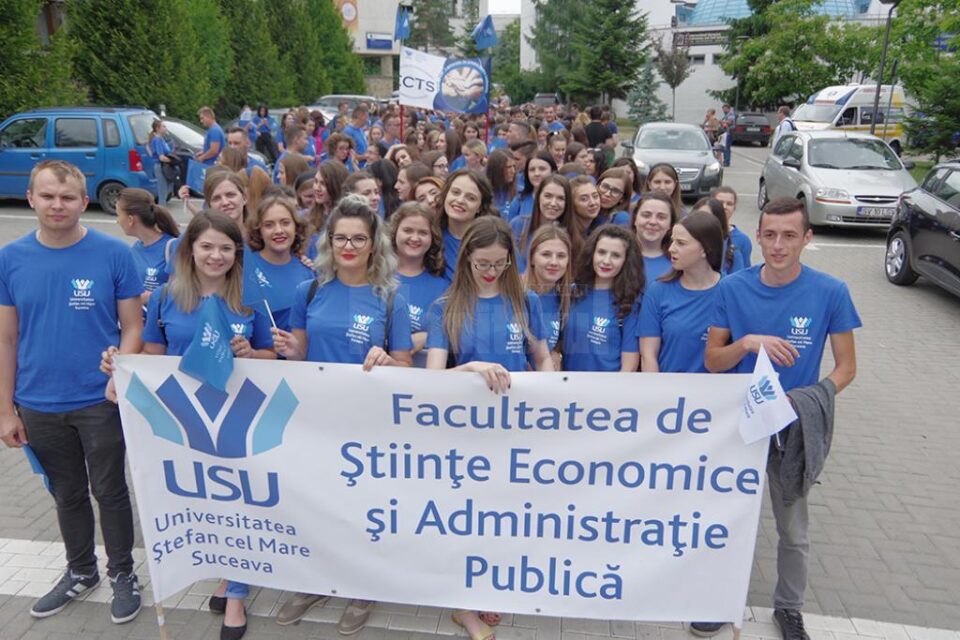 Traseul propus pentru paradă este Universitate – zona centrală, unde va avea loc o festivitate de absolvire