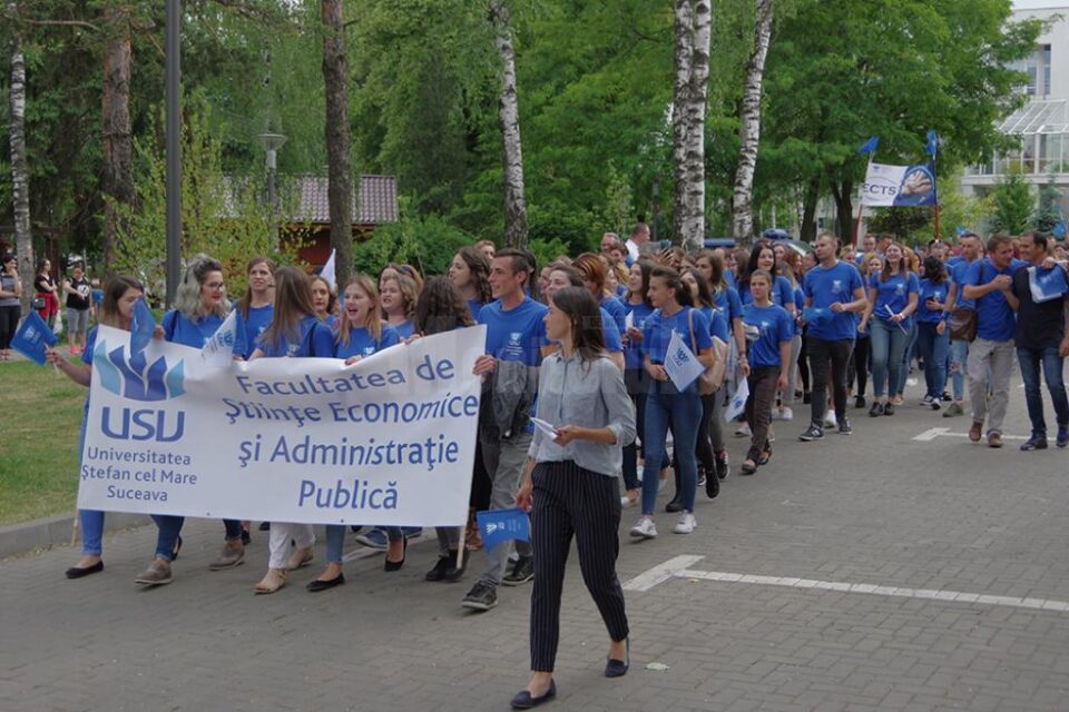 Traseul propus pentru paradă este Universitate – zona centrală, unde va avea loc o festivitate de absolvire