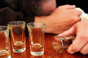 Între 10 și 15% din populație are la un moment dat în viață o problemă legată de consumul de alcool FOTO relitateatv.net