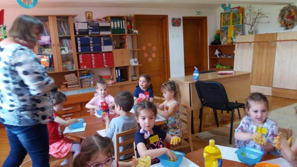 ,,Prietenie fără frontiere”, proiect derulat la grădinițele ,,Gulliver”, „ABC” Suceava și grădinița Liceului Tehnologic Bivolărie