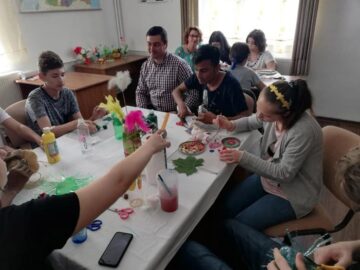 Două zile de activități diverse, educative și distractive în centrele sociale de copii și adulți sucevene