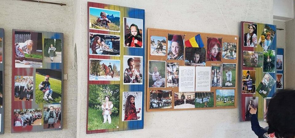 Vernisajul expoziției ”Mândri românași”, la Gura Humorului