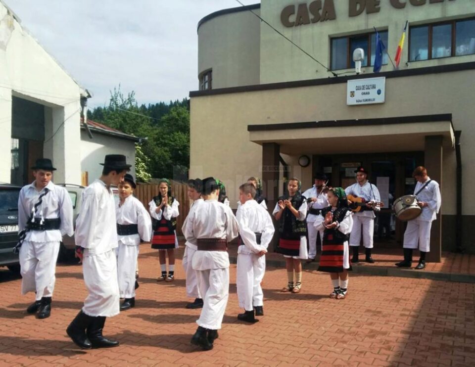 Festivalul-concurs de interpretare vocală și instrumentală „Cânt cu drag în Bucovina!”