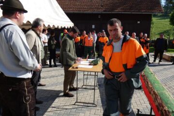 Premiul I al concursului „Cel mai bun fasonator” a fost câștigat de Daniel-Ionel Pocolin, de la O.S. Crucea