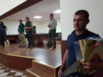 Premiul I al concursului „Cel mai bun fasonator” a fost câștigat de Daniel-Ionel Pocolin, de la O.S. Crucea