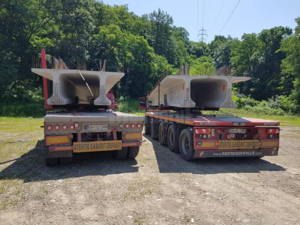 Primele 6 grinzi din beton de 24 m lungime pentru noul pod au ajuns joi dimineață 2
