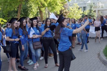 Belșug de bucurie și optimism la Marșul absolvenților 2019 de la Universitatea ”Ștefan cel Mare”