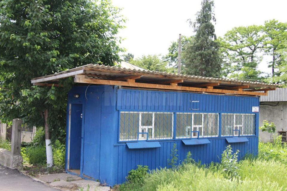 Lucrările de la Gara Ițcani, abandonate în plină desfășurare