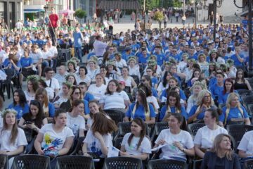 Festivitatea de absolvire a fost organizată chiar în centrul orașului