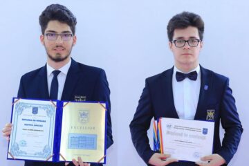 Elevul anului - Paul Rebenciuc și David Turturean. Foto: David Nicolae