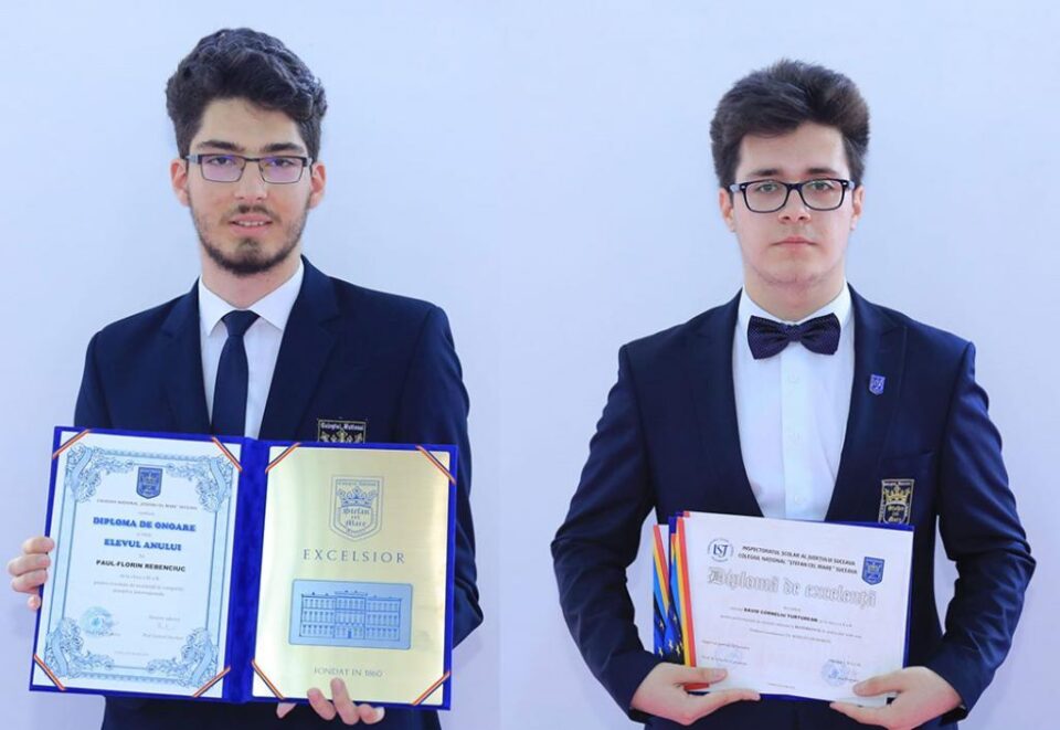 Elevul anului - Paul Rebenciuc și David Turturean. Foto: David Nicolae