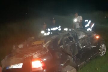 Avariile mașinii spun totul despre viteza și violența accidentului