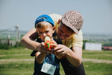 Vacanța de vară a elevilor a devenit o sărbătoare a întregii comune, la Ipotești