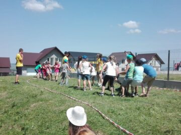 Vacanța de vară a elevilor a devenit o sărbătoare a întregii comune, la Ipotești