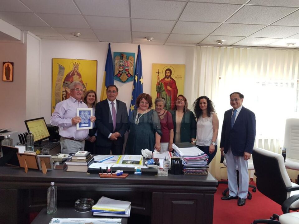 Primarul din Karavas, care face parte din delegația UNESCO, a solicitat înfrățirea cu municipiul Suceava Primarul din Karavas, care face parte din delegația UNESCO, a solicitat înfrățirea cu municipiul Suceava