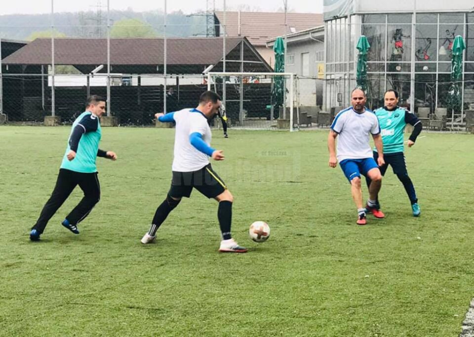 Au mai rămas două săptămni până la încheierea ediției a XIII-a a Campionatului județean de old-boys Au mai rămas două săptămni până la încheierea ediției a XIII-a a Campionatului județean de old-boys