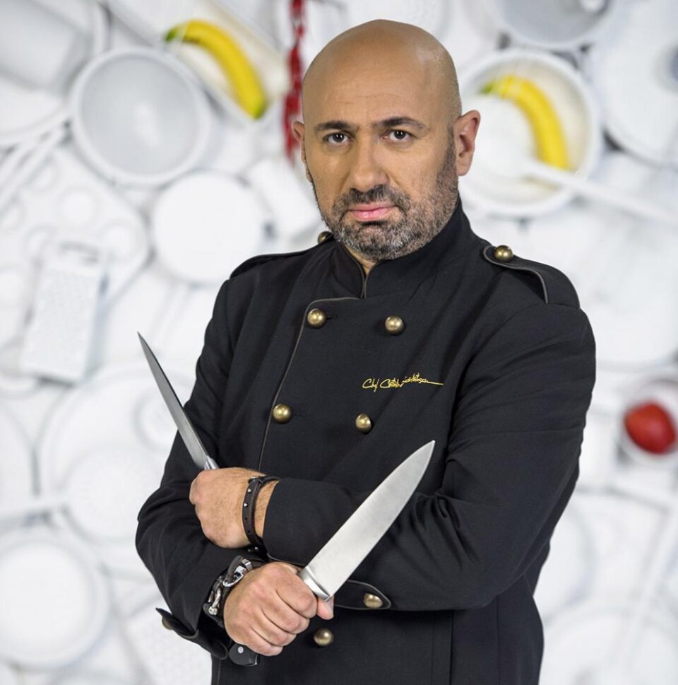 Cătălin Scărlătescu va fi prezent duminică, 30 iunie a.c., la Muzeul Satului Bucovinean Cătălin Scărlătescu va fi prezent duminică, 30 iunie a.c., la Muzeul Satului Bucovinean