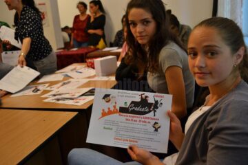 Activități menite să sprijine integrarea pe piața muncii a elevilor humoreni cu dificultăți de învățare