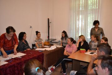 Activități menite să sprijine integrarea pe piața muncii a elevilor humoreni cu dificultăți de învățare