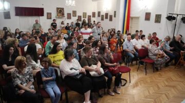 La Fălticeni, avanpremiera spectacolului „Aproape Labiș”