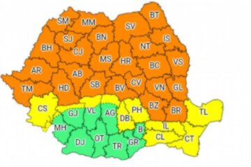 Cod portocaliu de vijelii, grindină și ploi torențiale în județul Suceava