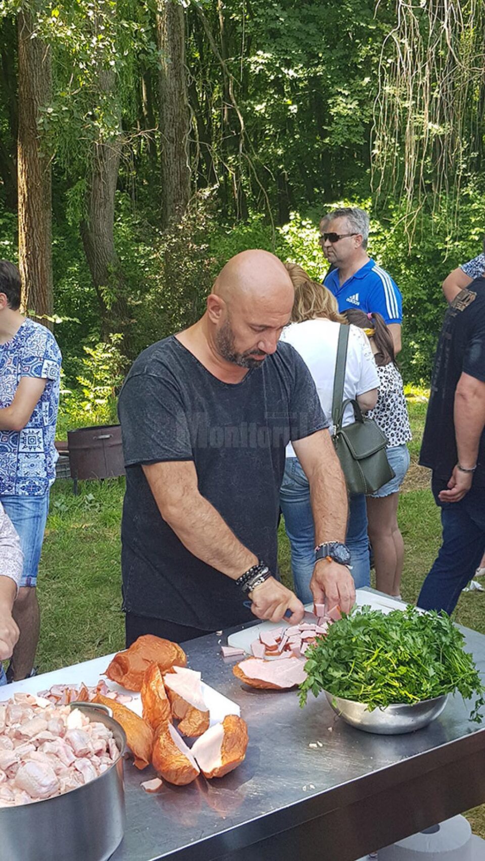 Chef Cătălin Scărlătescu i-a răsfățat pe suceveni cu preparate culinare de odinioară
