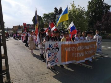 Ansamblul „Balada Dornelor”, la un festival internațional de folclor, în Polonia