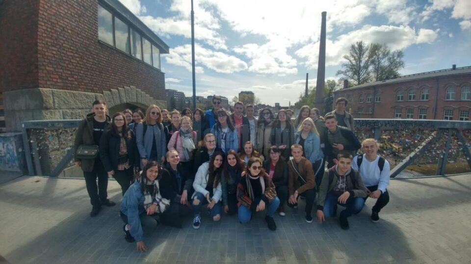 Elevi și profesori de la Liceul Tehnologic “Ion Nistor” Vicovu de Sus descoperă școala finlandeză