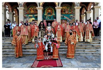 Liturghie arhierească la Catedrala cu hramurile „Nașterea Maicii Domnului” și „Sfinții Români” din Gura Humorului