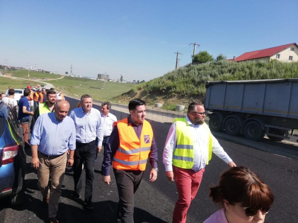 Ministrul Răzvan Cuc la șoseaua de centură a Sucevei